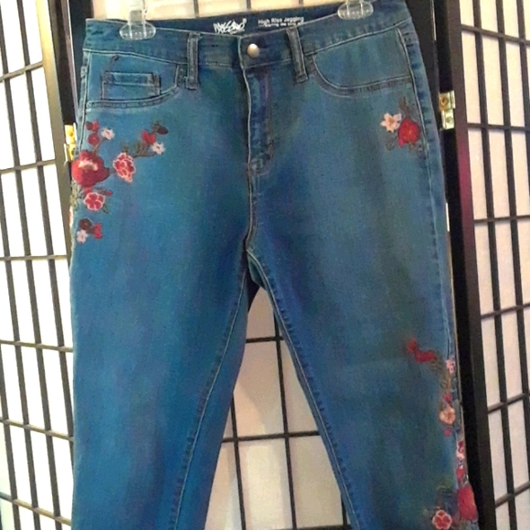Mossimo Supply Co. Denim - Mossimo high rise jegging